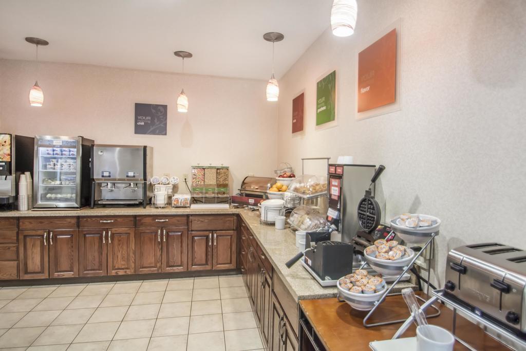 Comfort Suites Rochester Henrietta University Area Ngoại thất bức ảnh