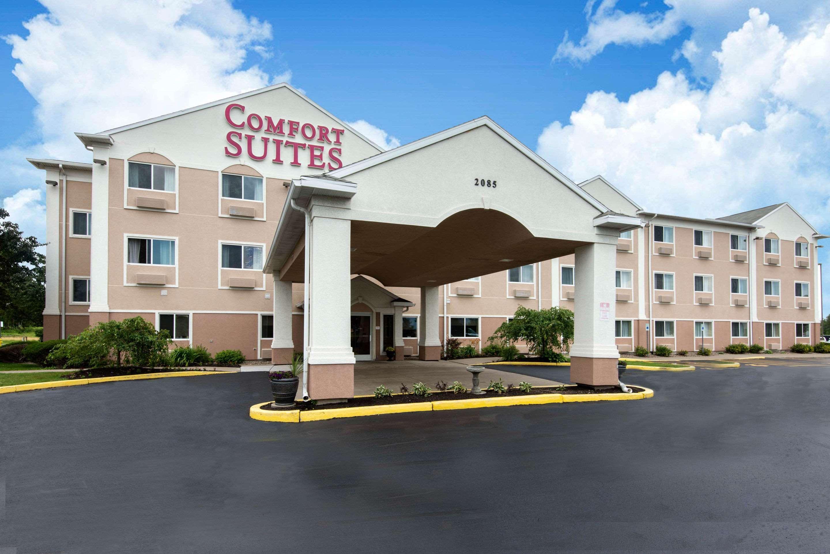 Comfort Suites Rochester Henrietta University Area Ngoại thất bức ảnh