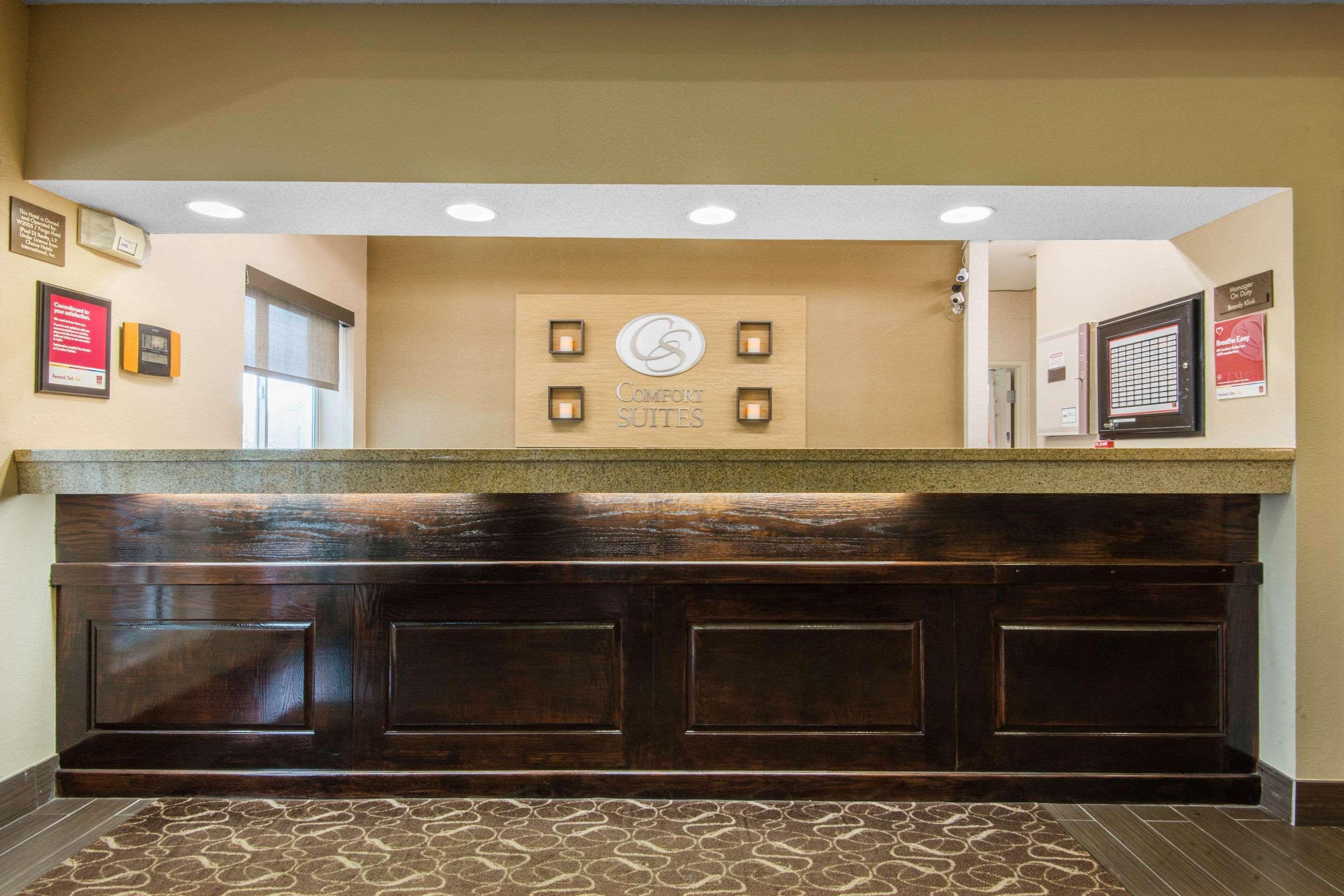 Comfort Suites Rochester Henrietta University Area Ngoại thất bức ảnh