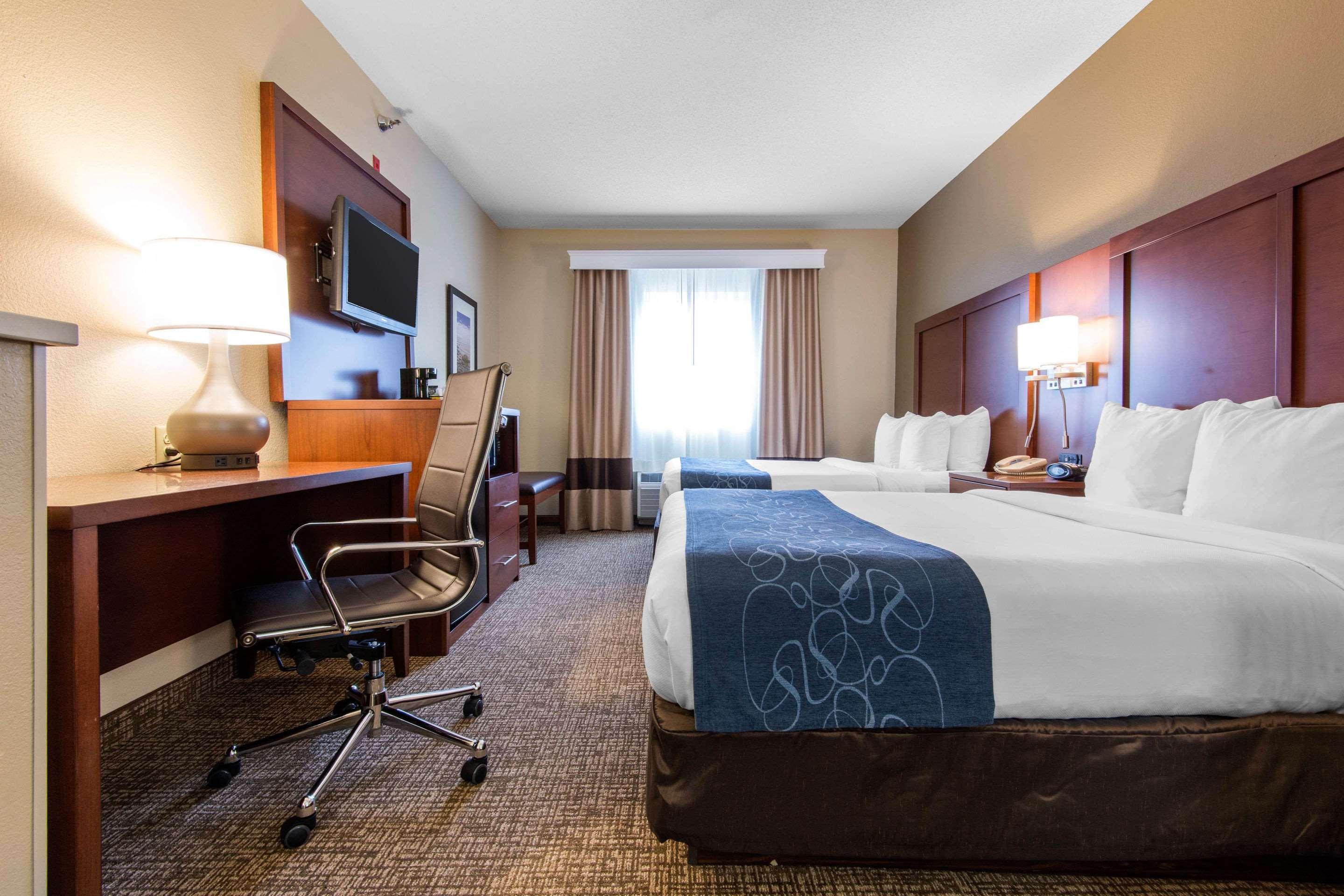 Comfort Suites Rochester Henrietta University Area Ngoại thất bức ảnh