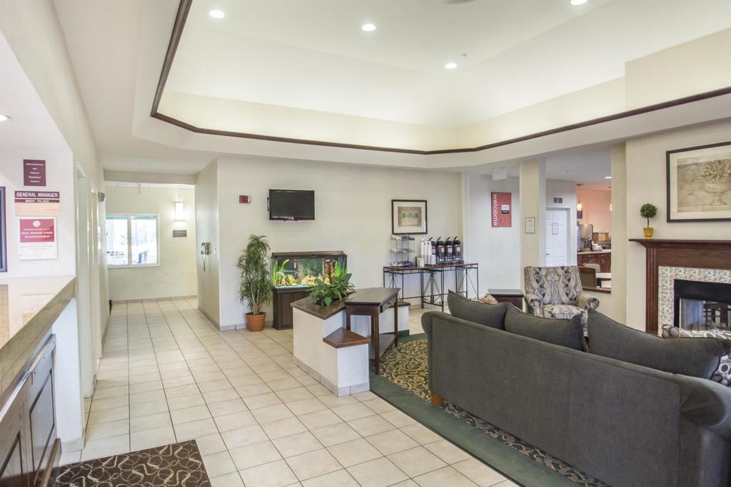 Comfort Suites Rochester Henrietta University Area Ngoại thất bức ảnh