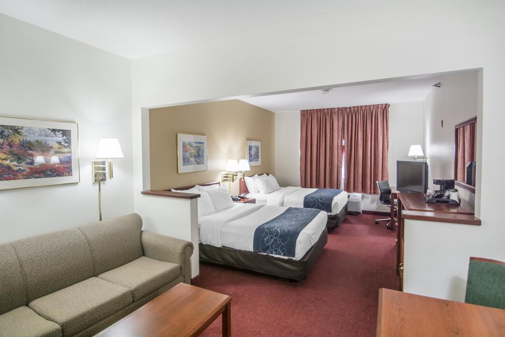 Comfort Suites Rochester Henrietta University Area Ngoại thất bức ảnh