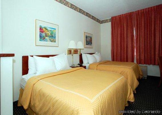 Comfort Suites Rochester Henrietta University Area Phòng bức ảnh