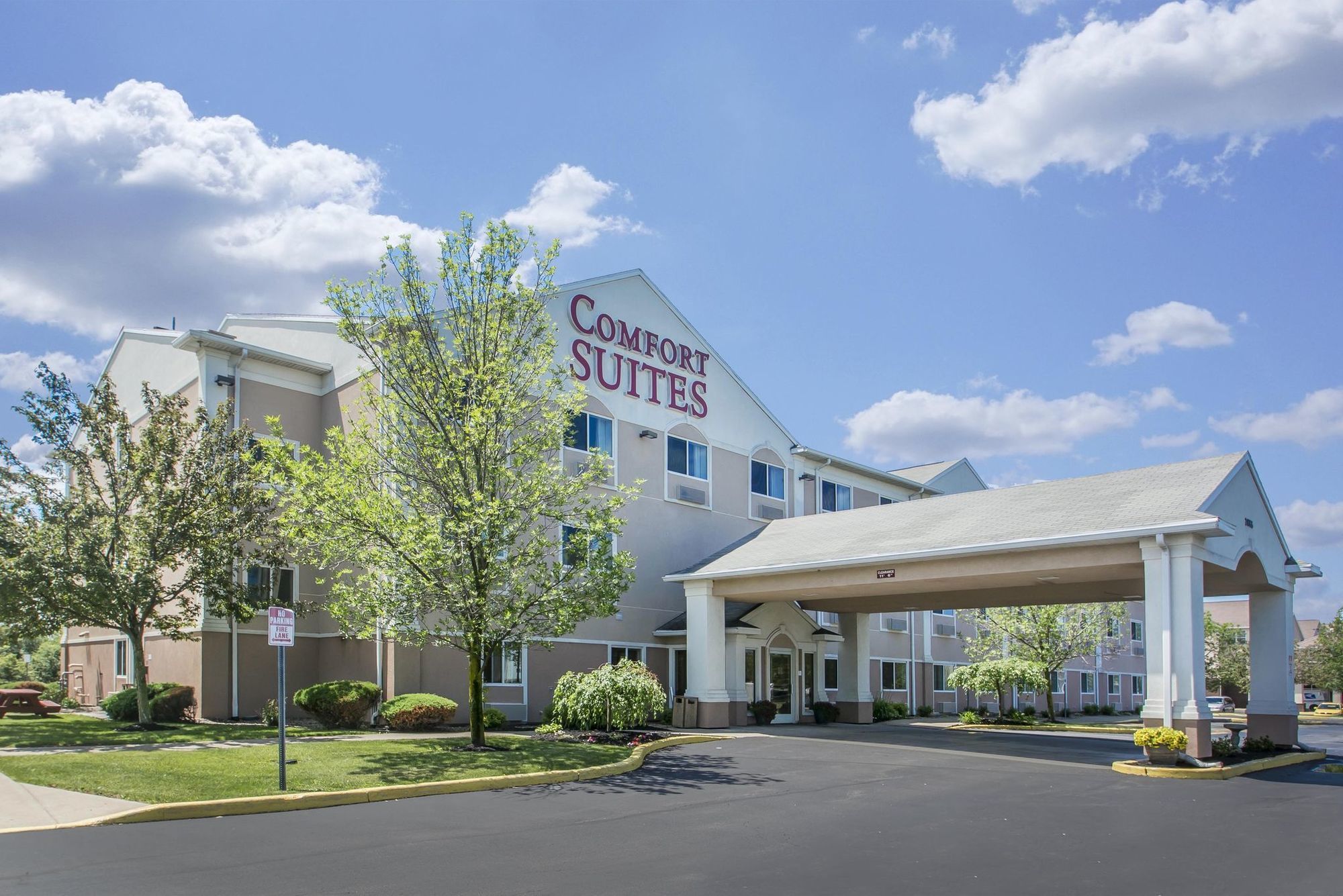 Comfort Suites Rochester Henrietta University Area Ngoại thất bức ảnh