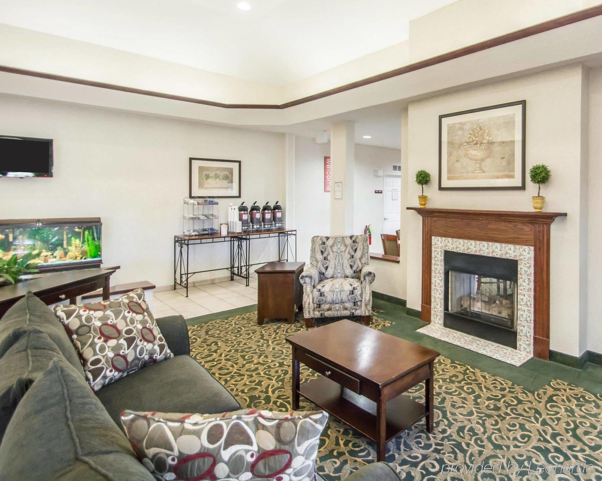 Comfort Suites Rochester Henrietta University Area Ngoại thất bức ảnh